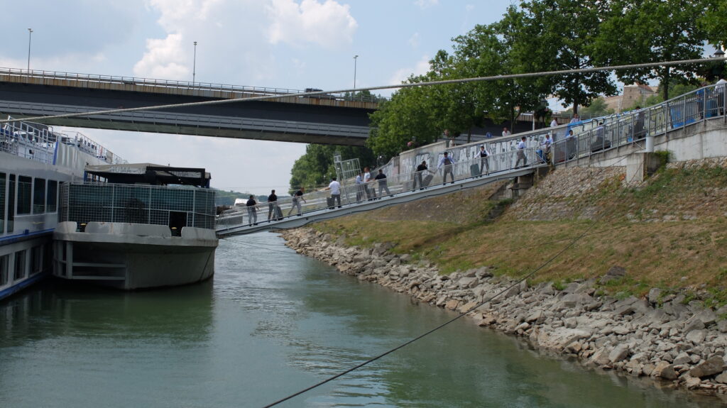 How to get the bags of 1000 people on to a boat.